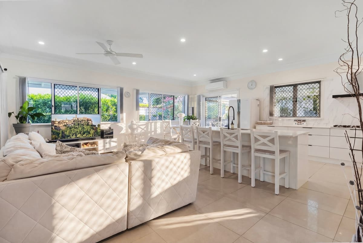 68 Poinsettia Avenue, Runaway Bay