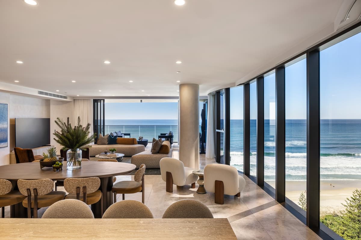 1603/58 The Esplanade, Burleigh Heads