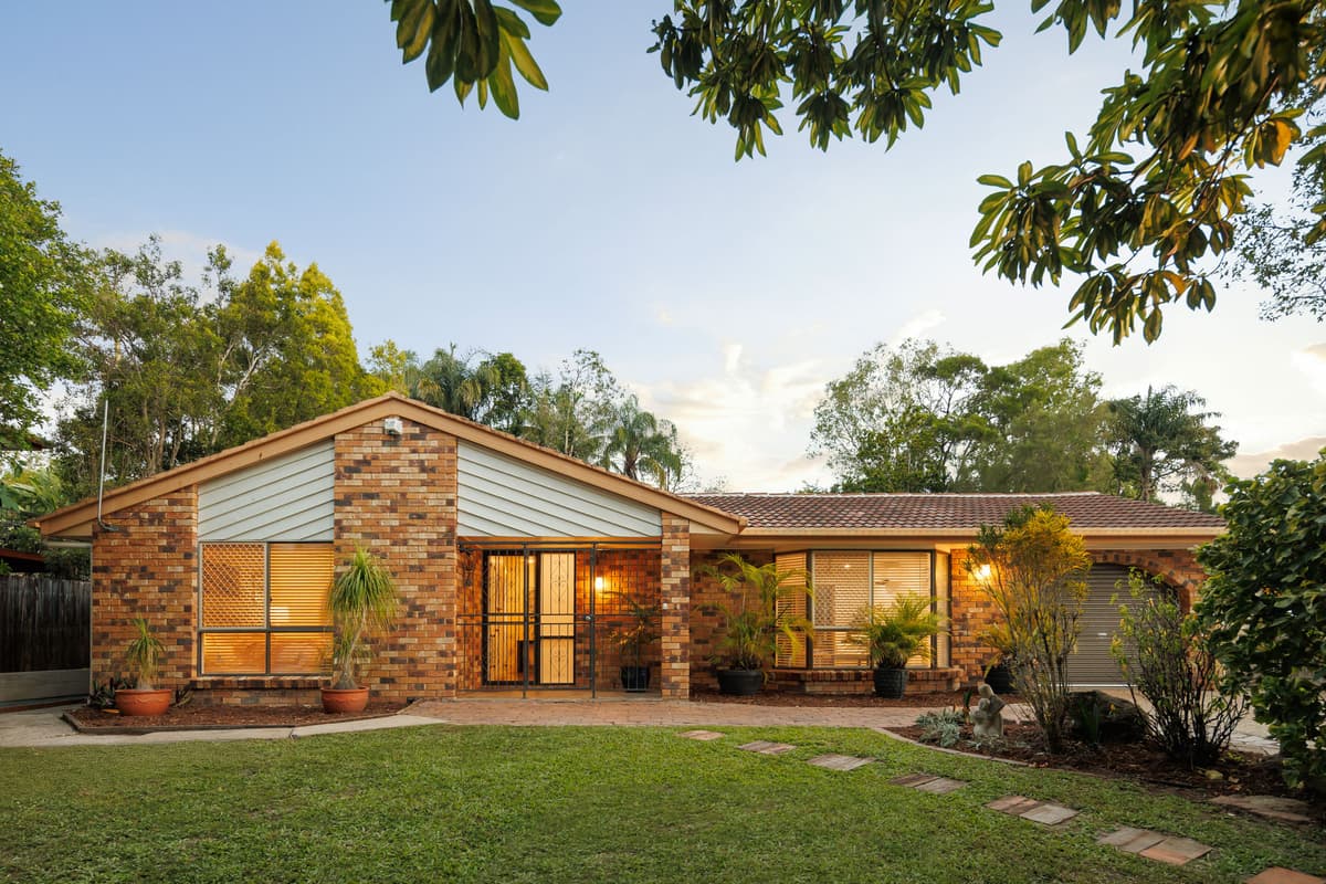 26 Wyndarra Street, Kenmore