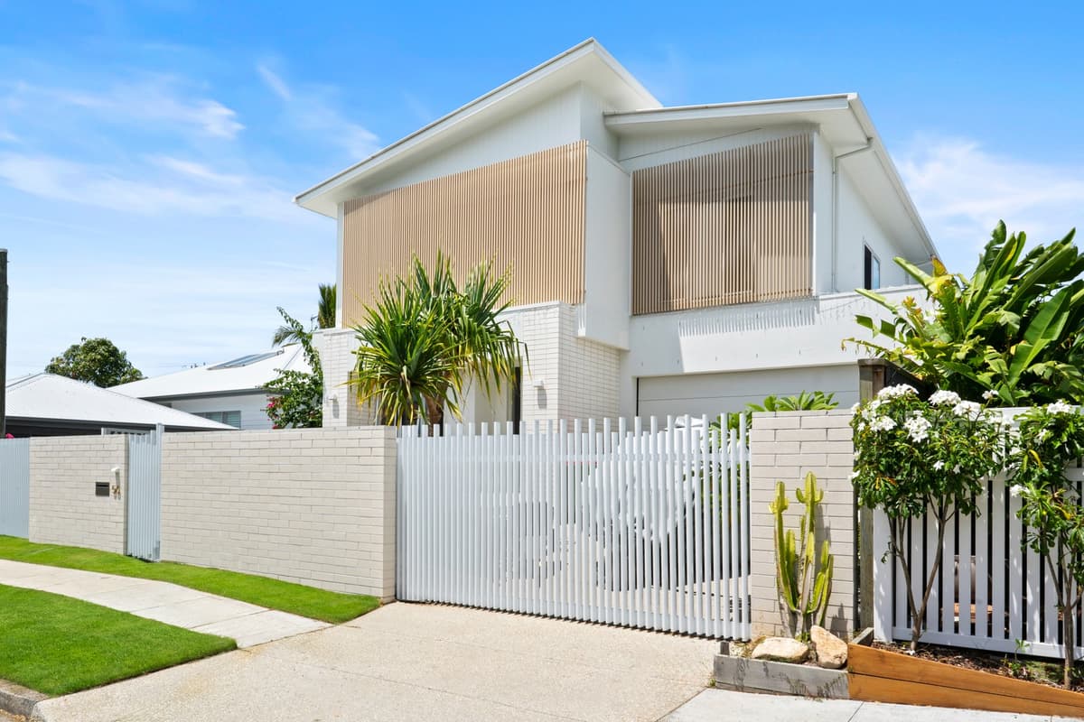 56 Kallay Street, Miami