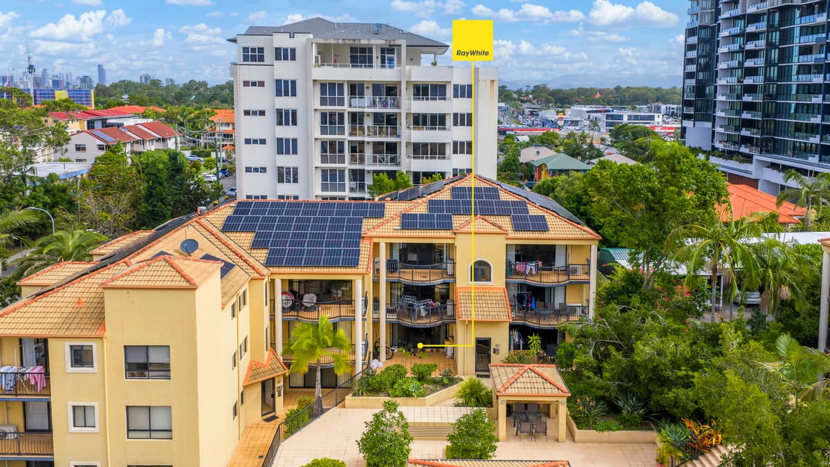 5/16-26 Waverley Street, Southport