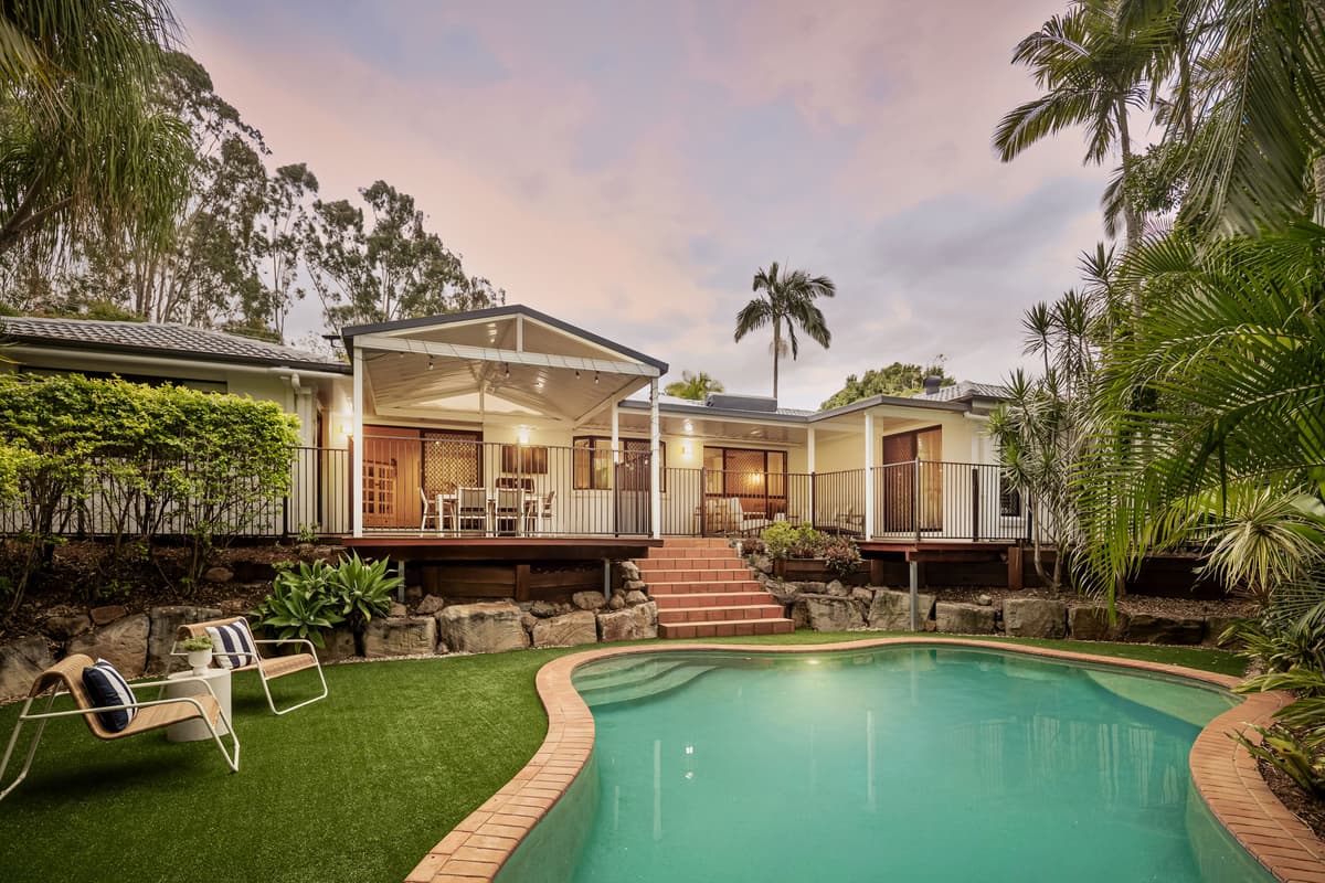 26 Oldfield Place, Brookfield