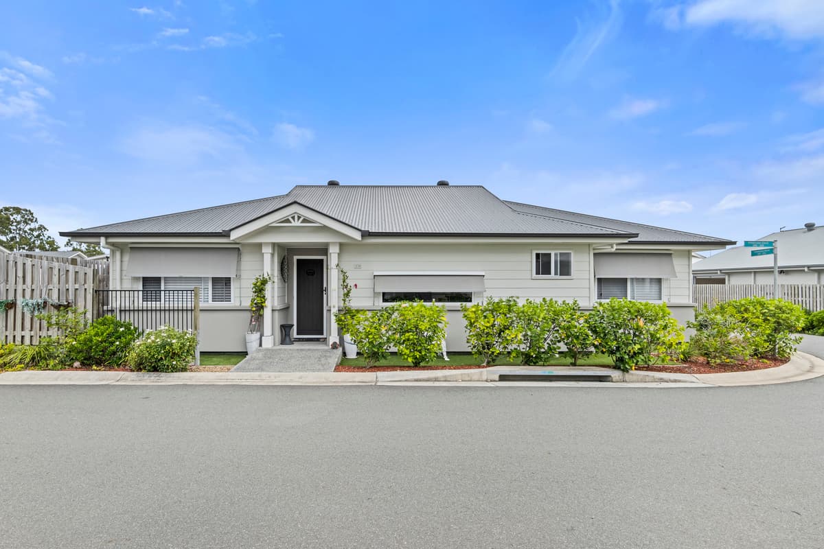 274/41 Radke Road, Bethania