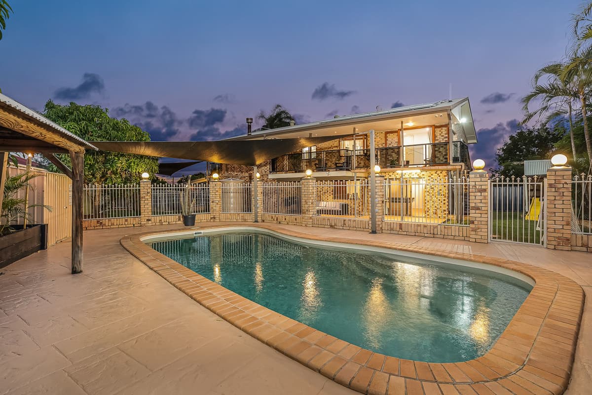 16 Stonewood Street, Algester