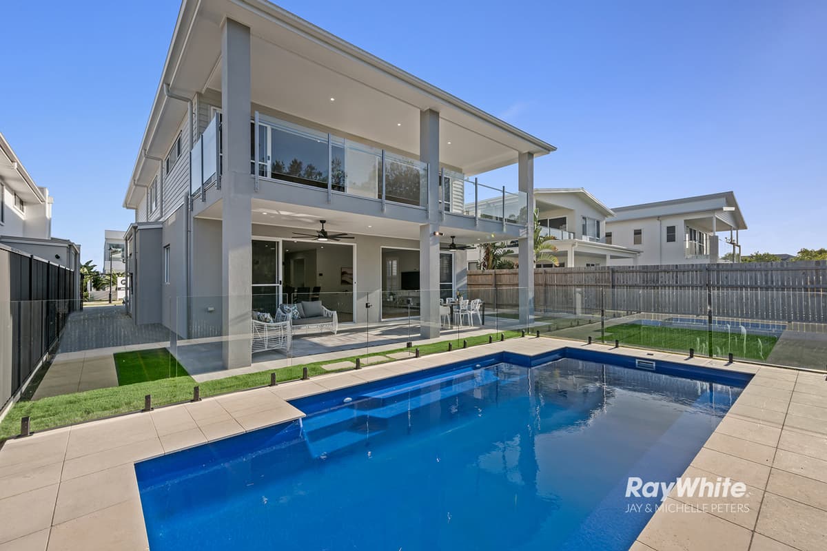 73 Coolum Parade, Newport