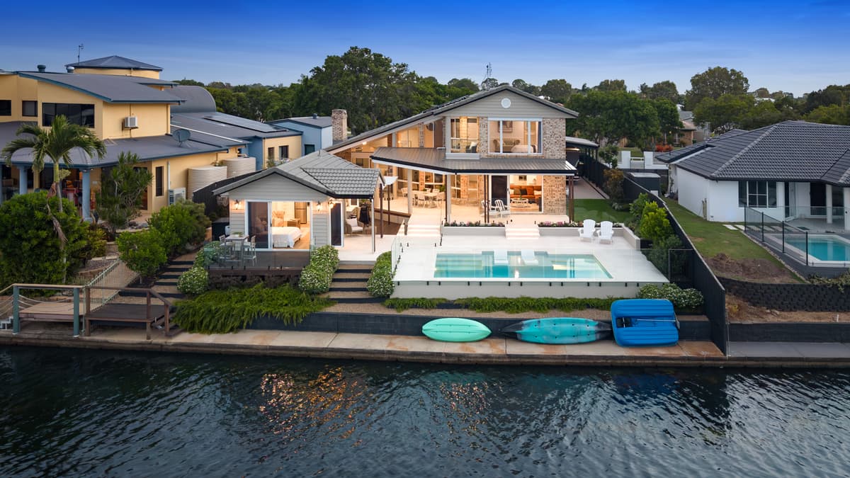 11 Stirling Castle Court, Pelican Waters