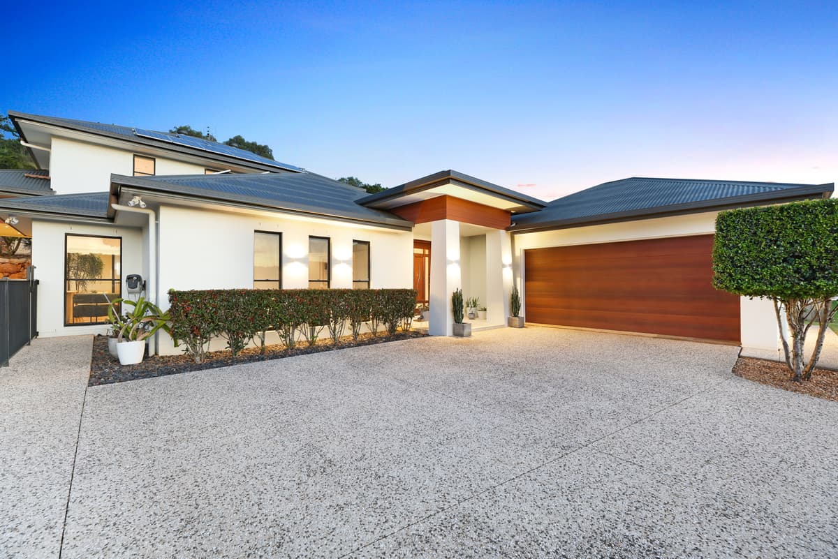 13 Finnagin Drive, Bonogin