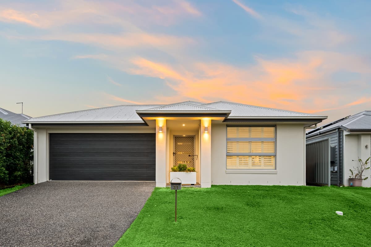 31 Whitehaven Street, Pallara