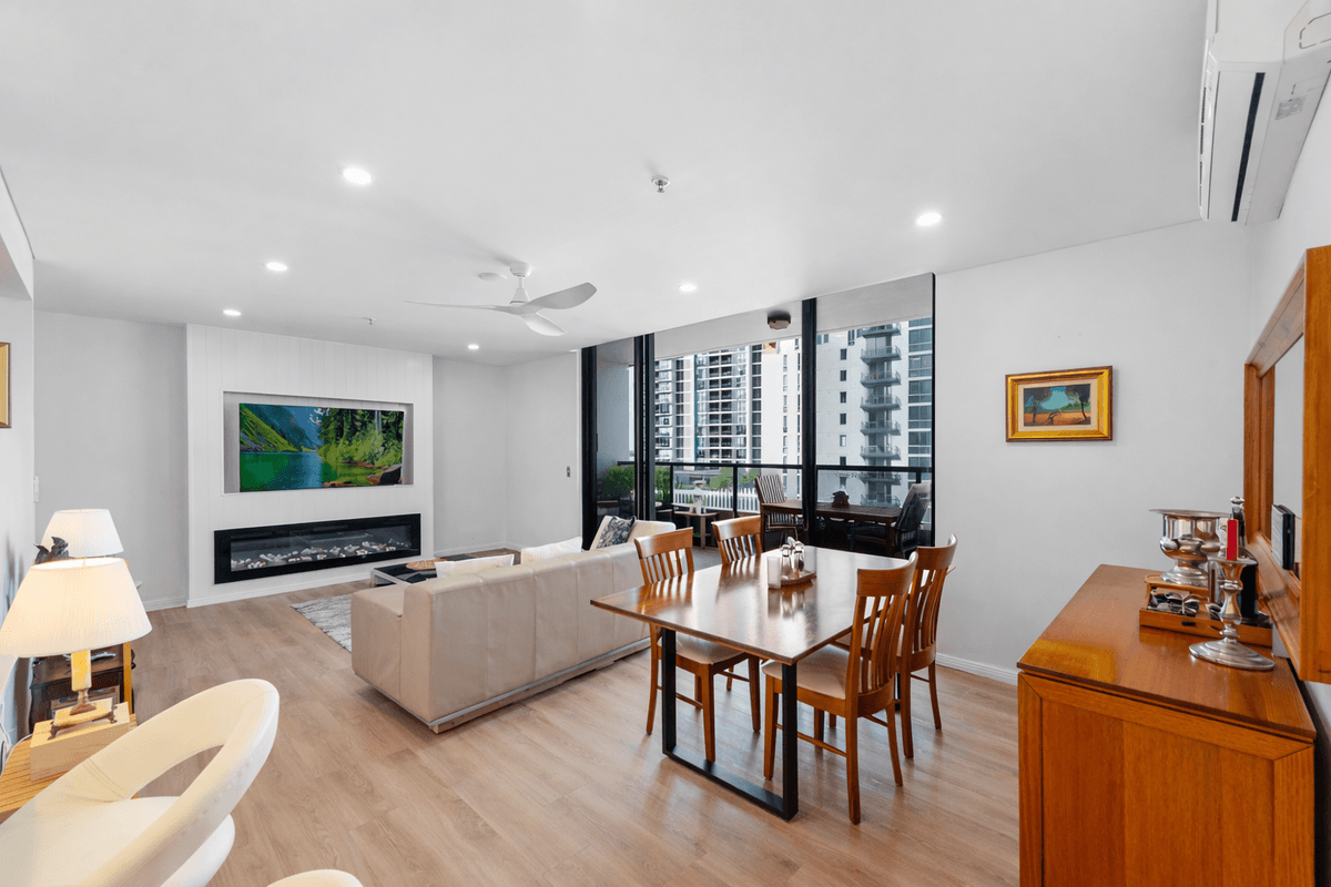 903/1 Aqua Street, Southport