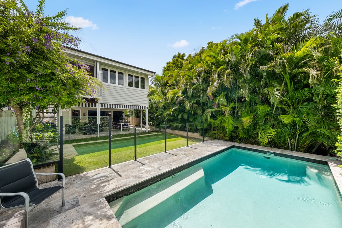 12 Aldridge Street, Auchenflower