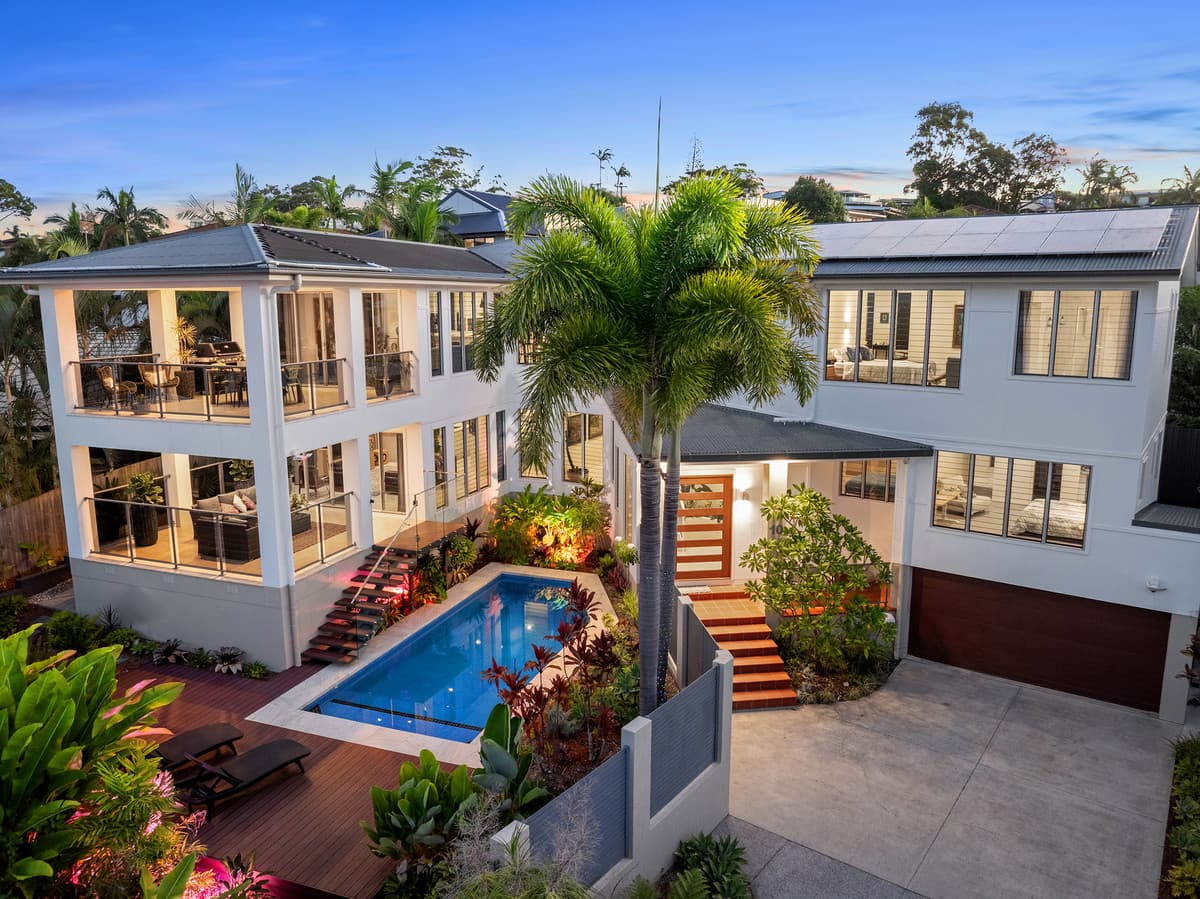 10 Crystal Waves Place, Alexandra Headland