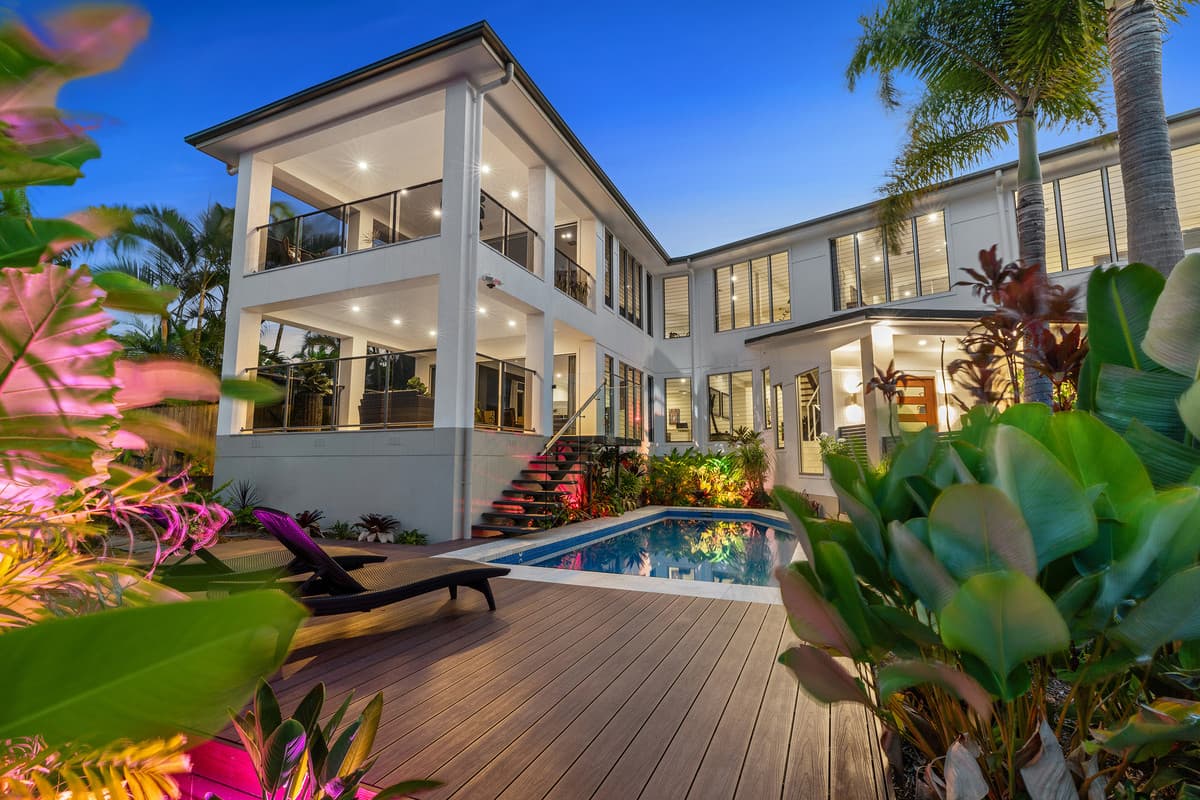 10 Crystal Waves Place, Alexandra Headland