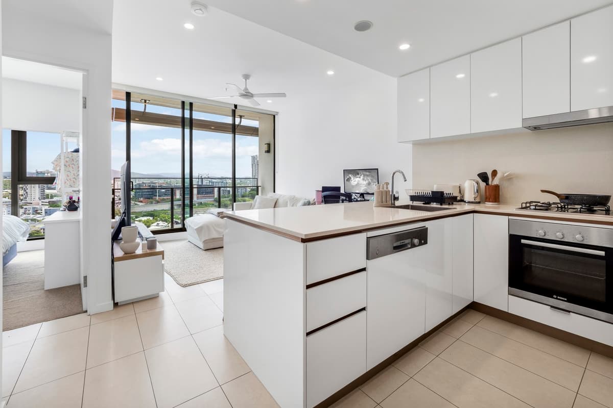 21811/1055 Ann Street, Newstead