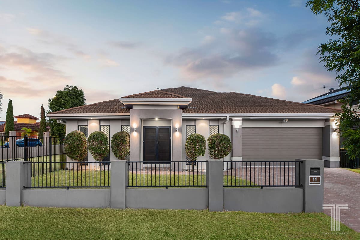 11 Sycamore Close, Calamvale