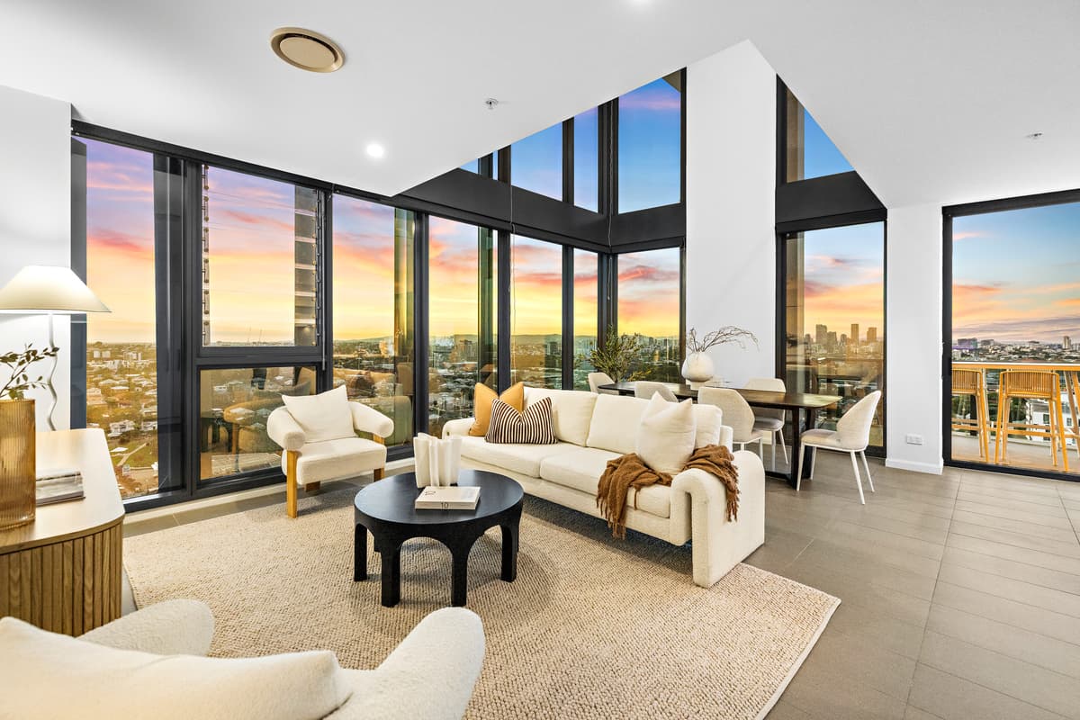 11801/300 Old Cleveland Road, Coorparoo