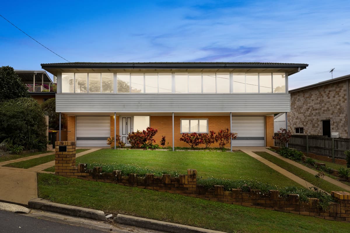 19 Caratel Street, Stafford Heights