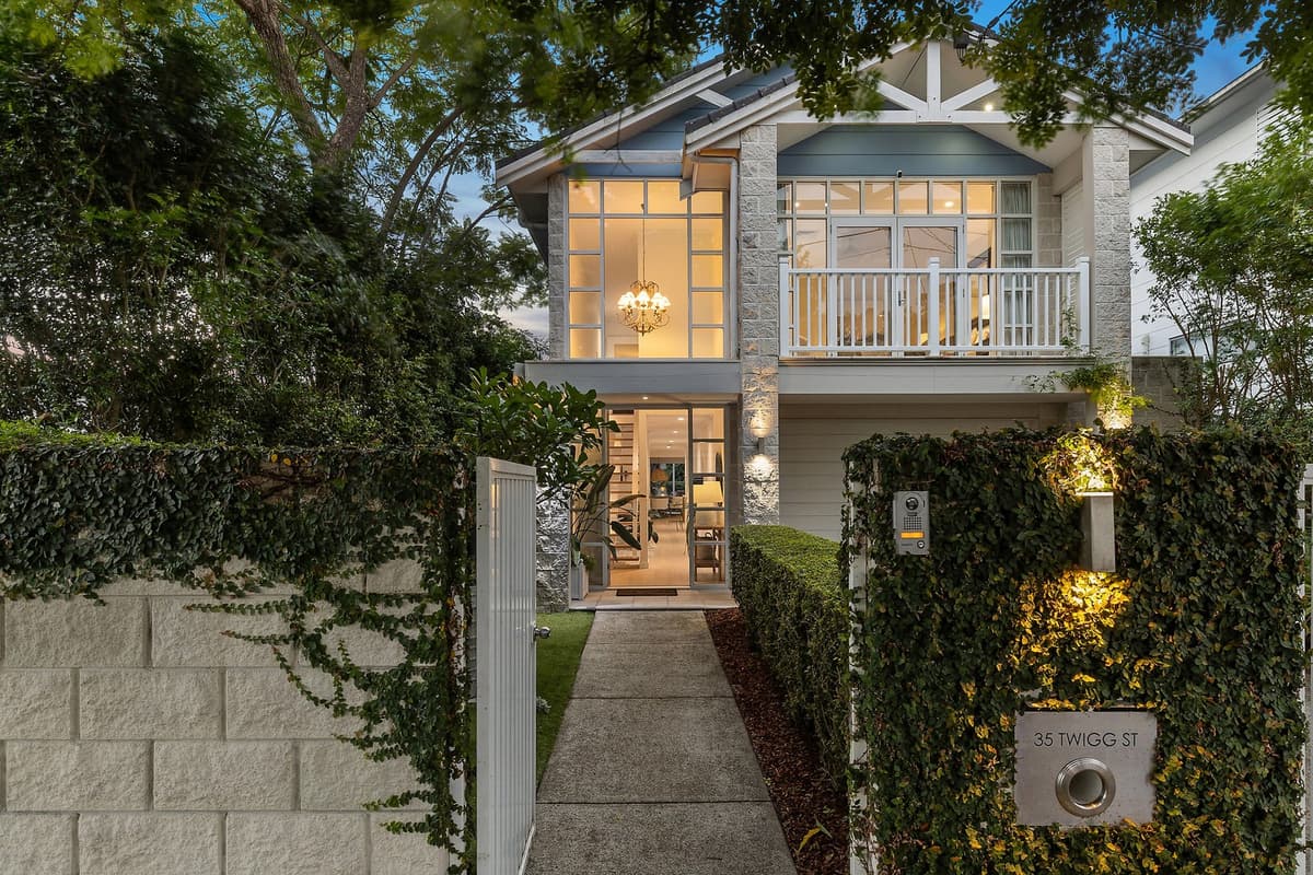 35 Twigg Street, Indooroopilly