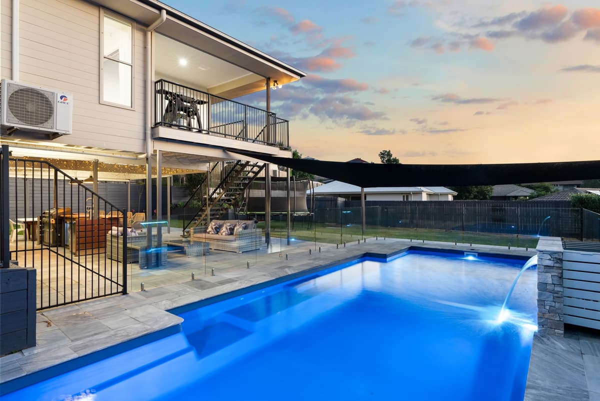 42 Treetops Avenue, Springfield Lakes