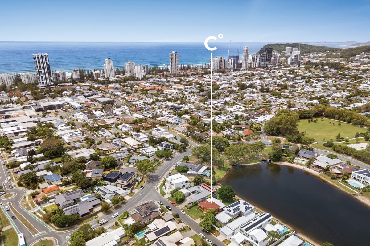 4 Penguin Parade, Burleigh Waters