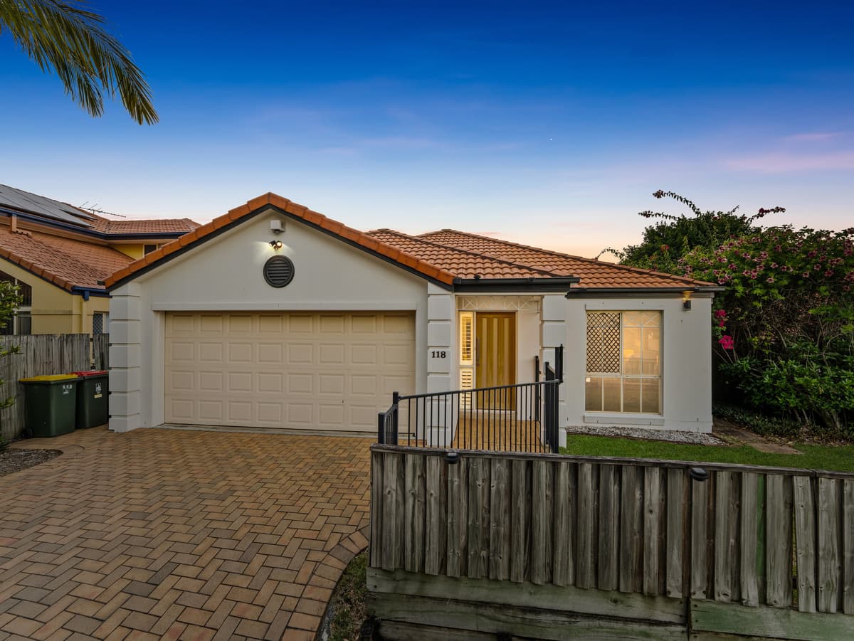 118 Bordeaux Street, Eight Mile Plains