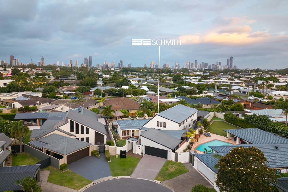 12 Medland Court, Bundall