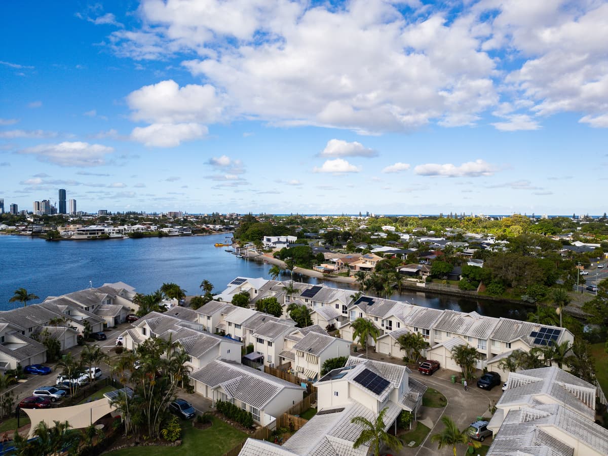 99/300 Cottesloe Drive, Mermaid Waters