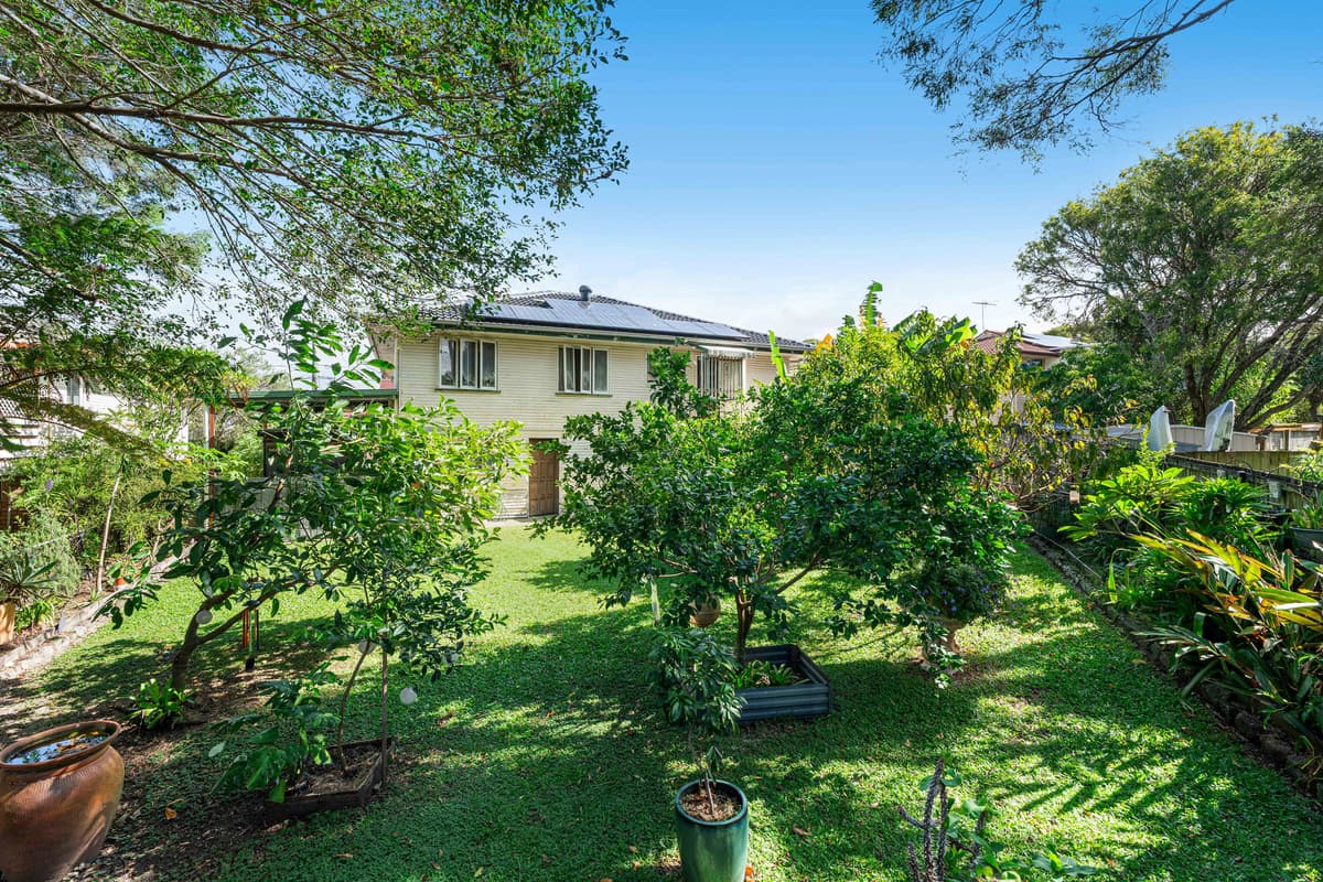 4 Edwin Street, Wynnum West