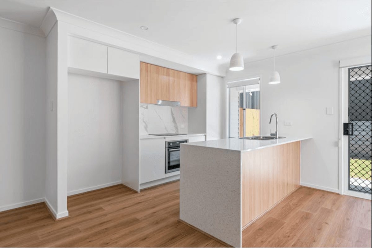 10 Waterway Crescent, Hillcrest