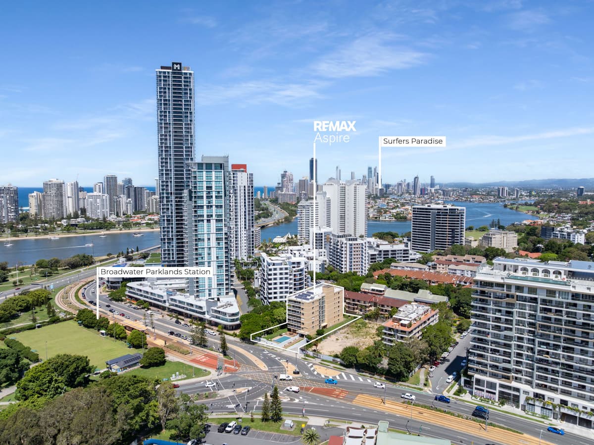 9/18 Queen Street, Southport