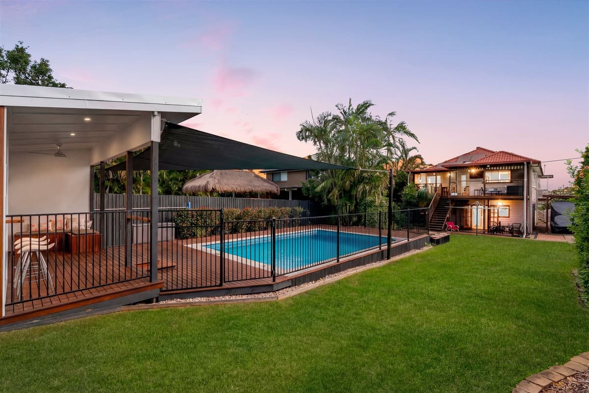 14 Paradise Street, Banyo