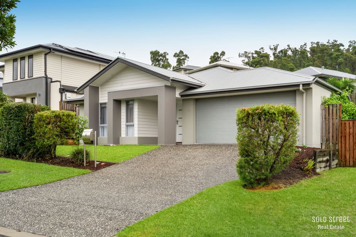 9 Hillstone Crescent, Maudsland