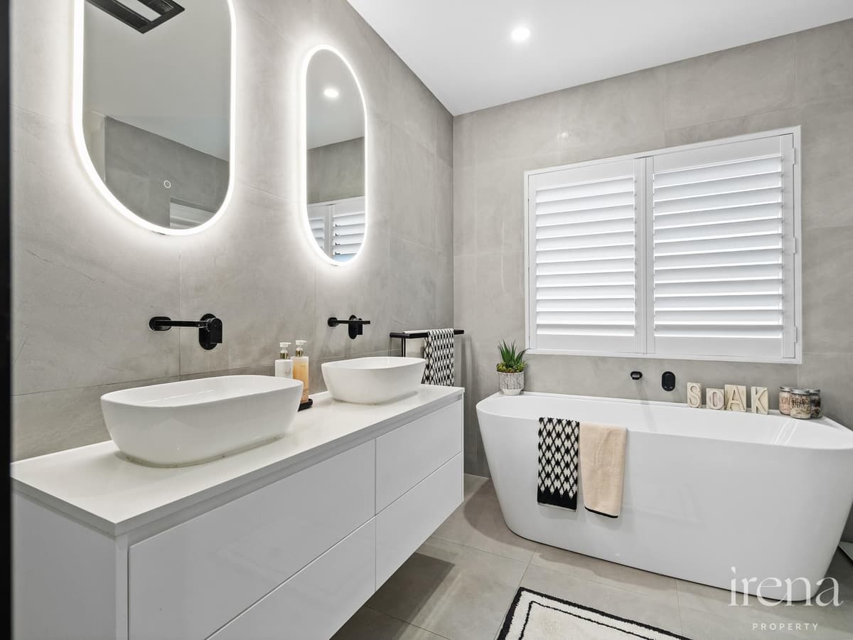 31-33 Oakview Circuit, Brookwater