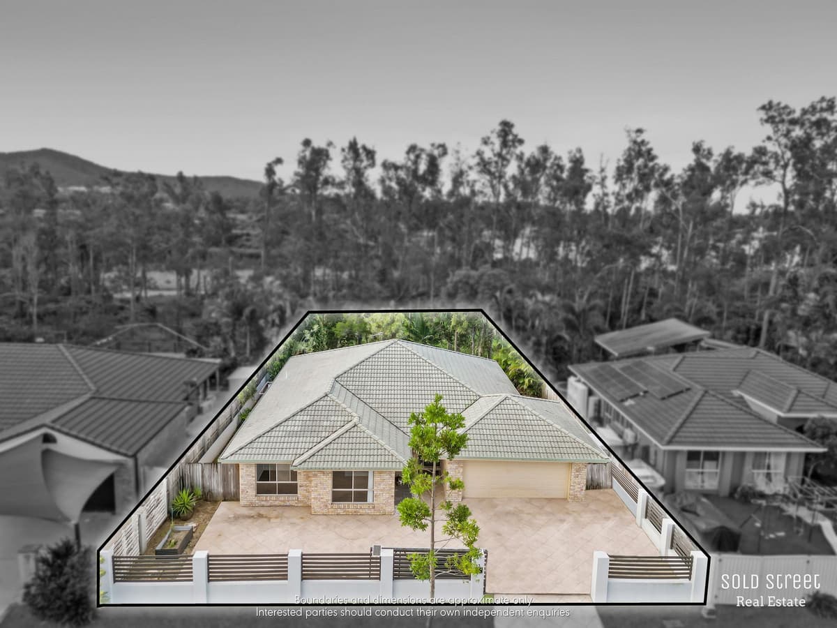 13 Waverley Park Close, Oxenford