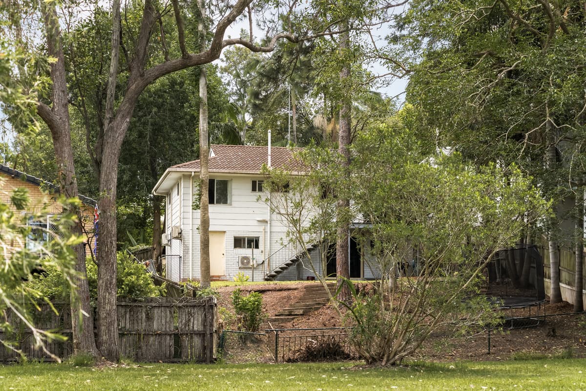 26 Golden Crescent, Southport