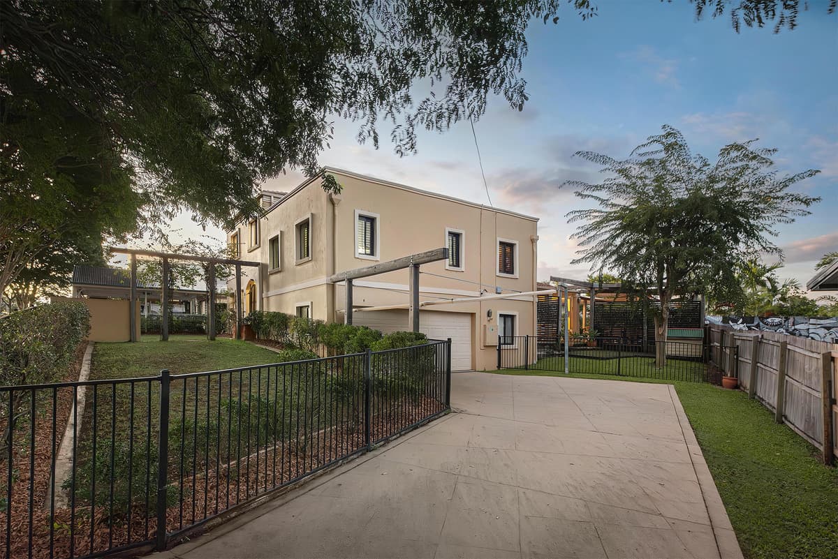 24 Orient Road, Yeronga