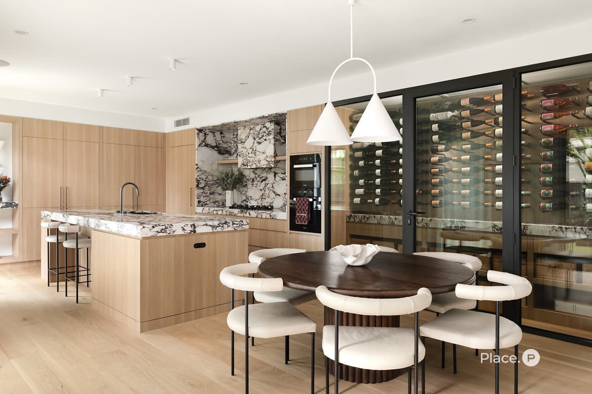 22 Waterline Crescent, Bulimba