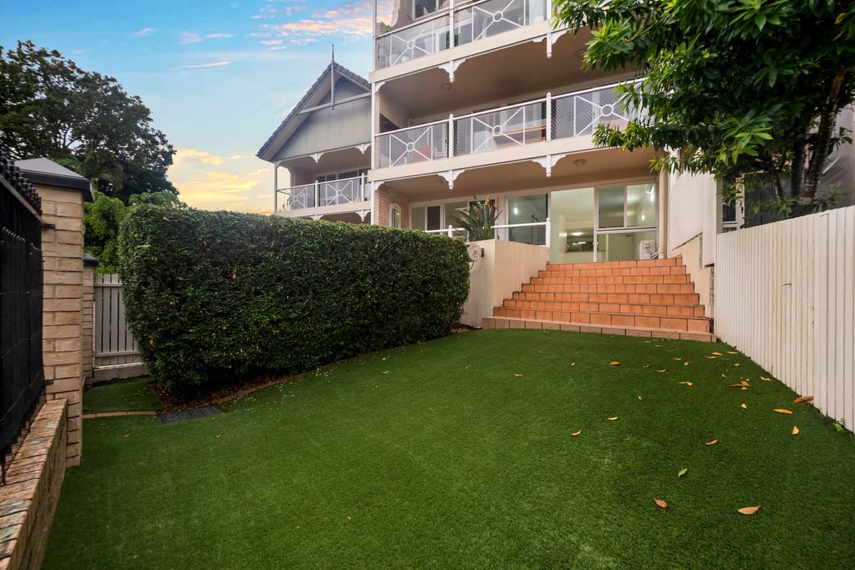 2/236 River Terrace, Kangaroo Point