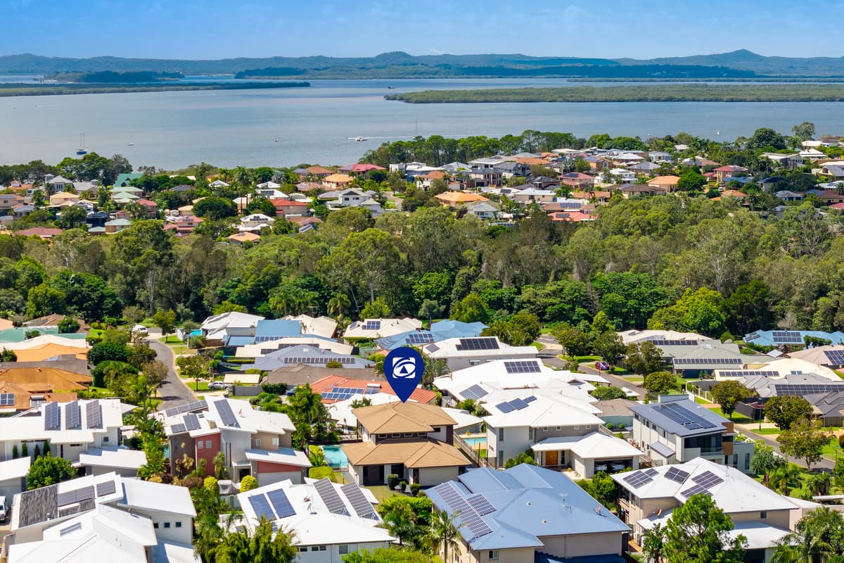 10 Fleay Street, Redland Bay