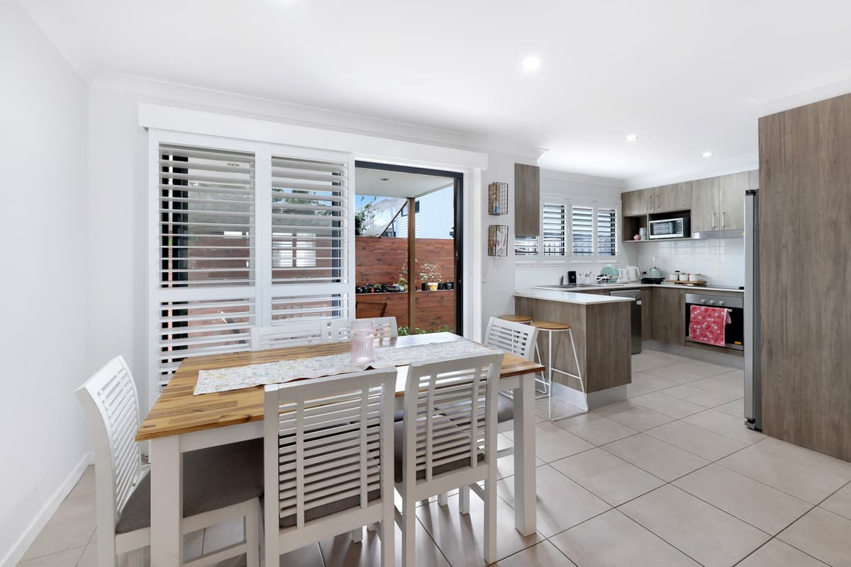 1/24 Careel Close, Helensvale