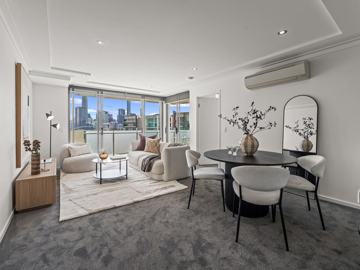 904/35 McDougall Street, Milton