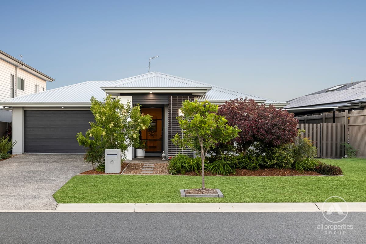 6 Teal Circuit, Greenbank