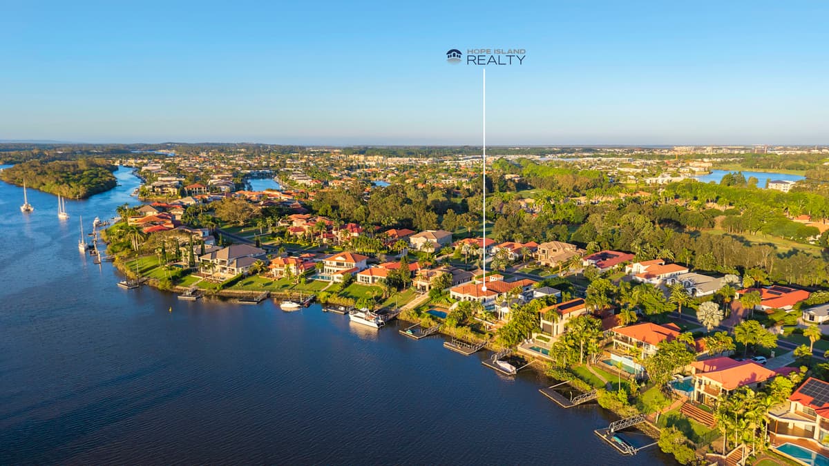 3131 Riverleigh Drive, Hope Island