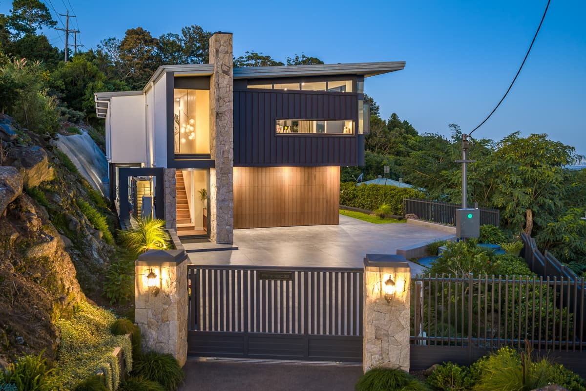 2 Tarlington Road, Lower Beechmont