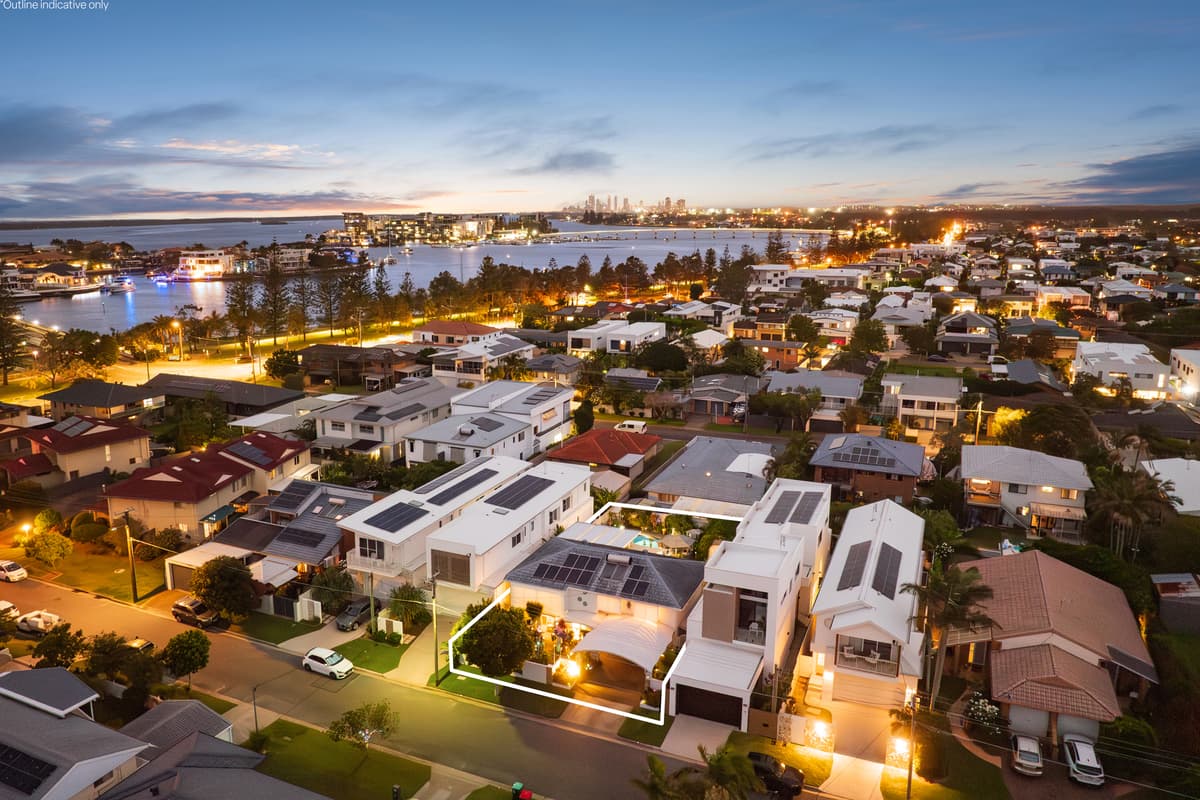 12 Shoveller Avenue, Paradise Point