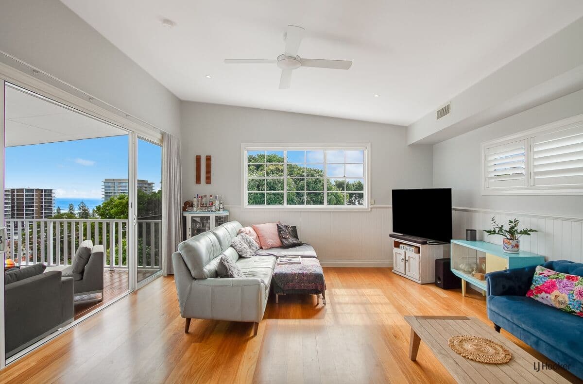 16 Tweed Street, Coolangatta