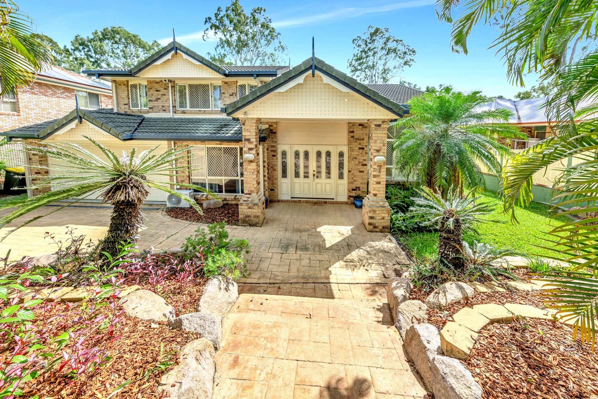 7 Kinrade Place, Carindale