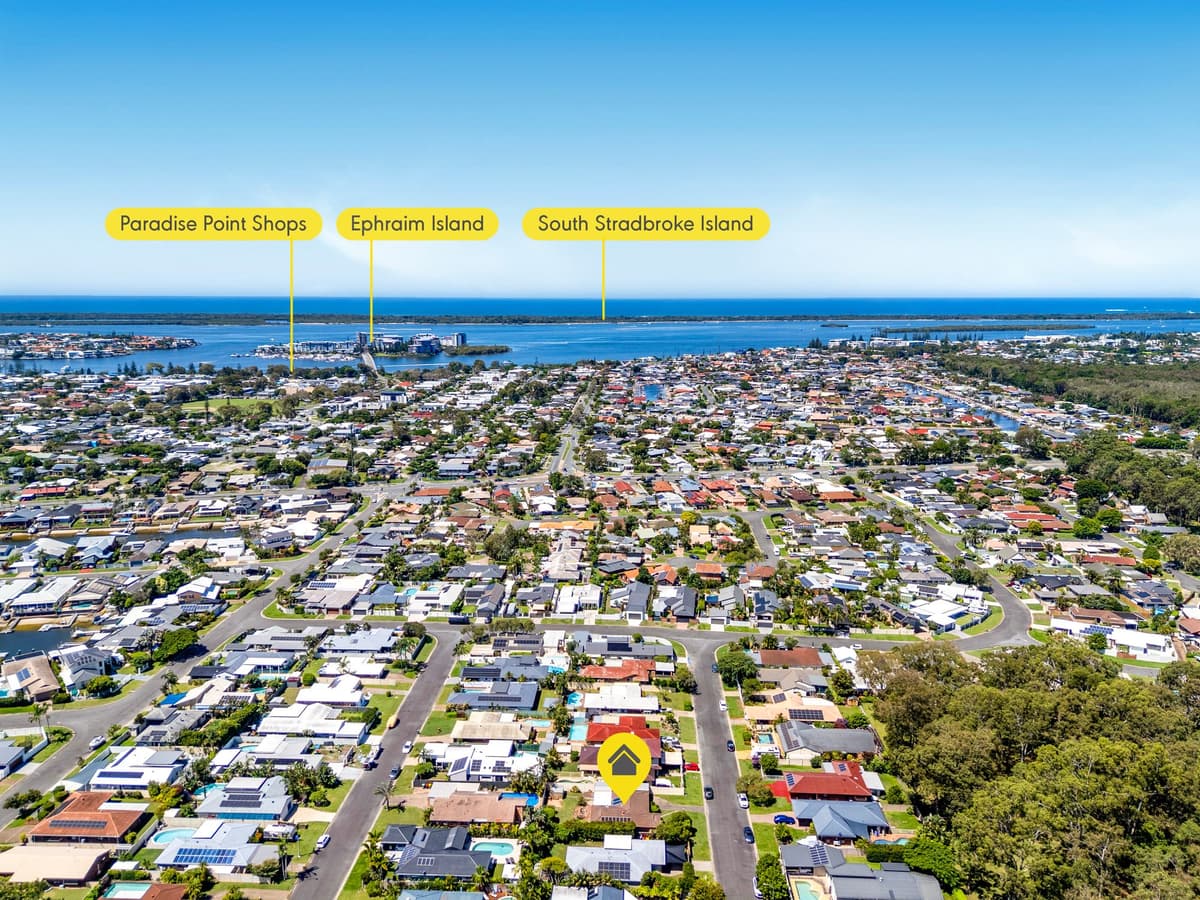 11 Lakefield Crescent, Paradise Point