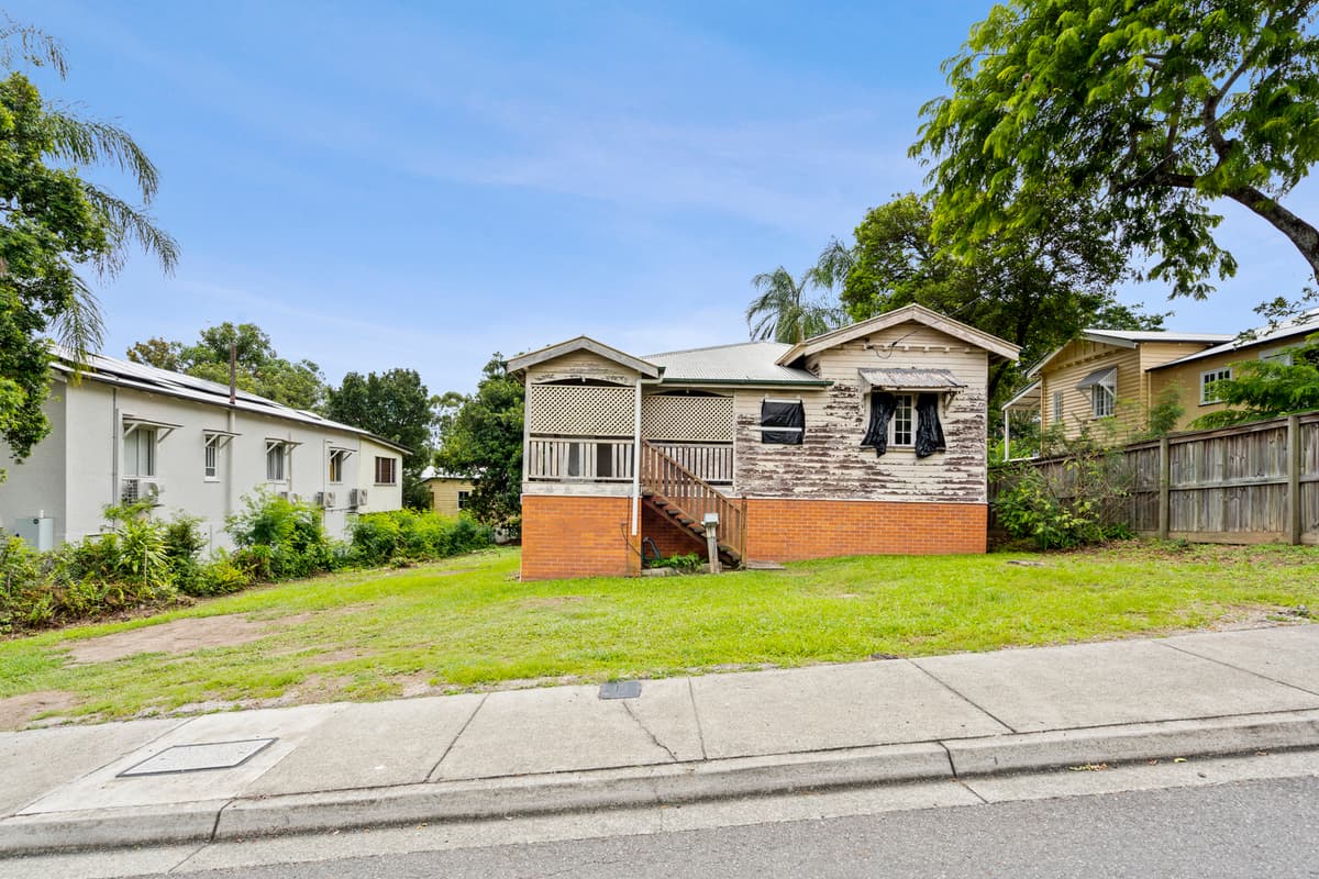 33 Denham Street, Annerley