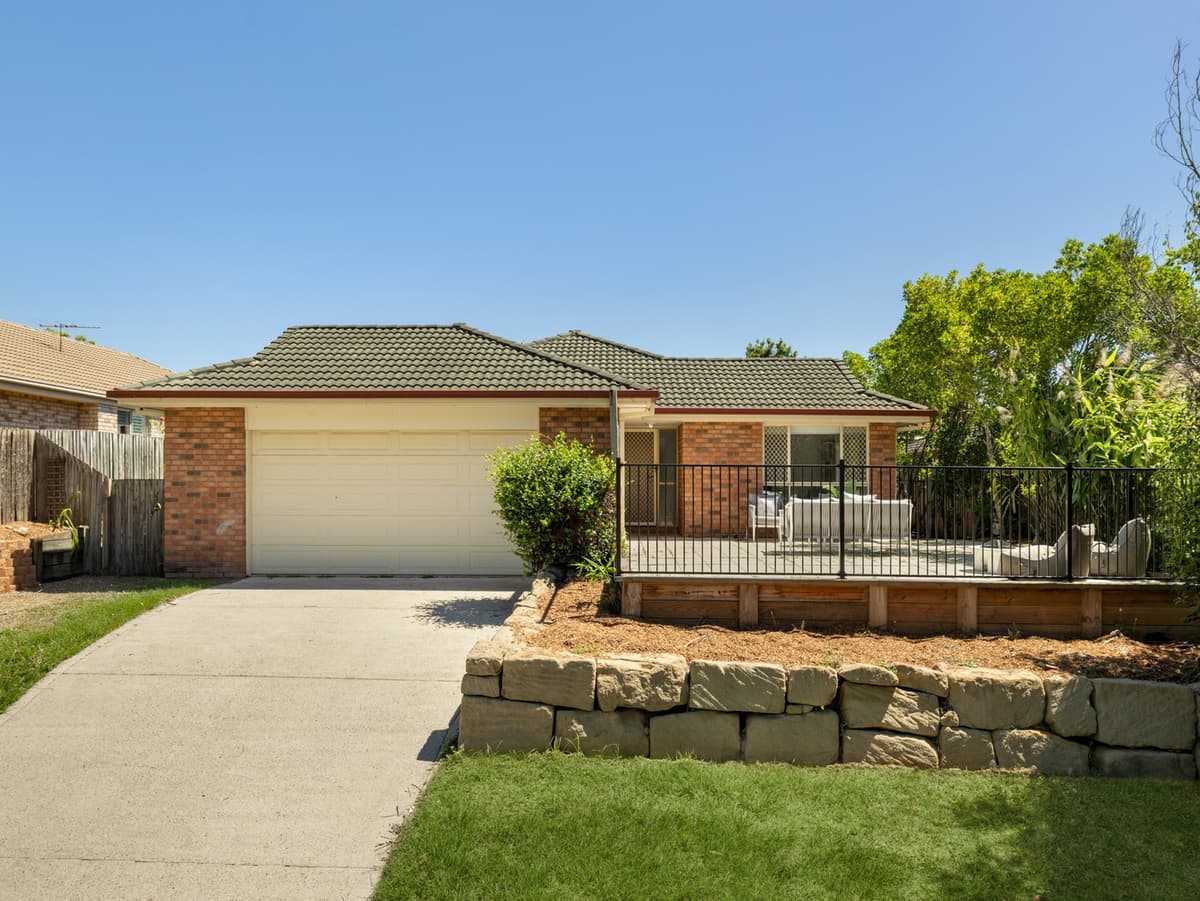 4 Riviera Court, Oxley