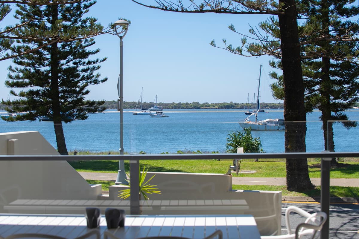 4/508 Marine Parade, Biggera Waters